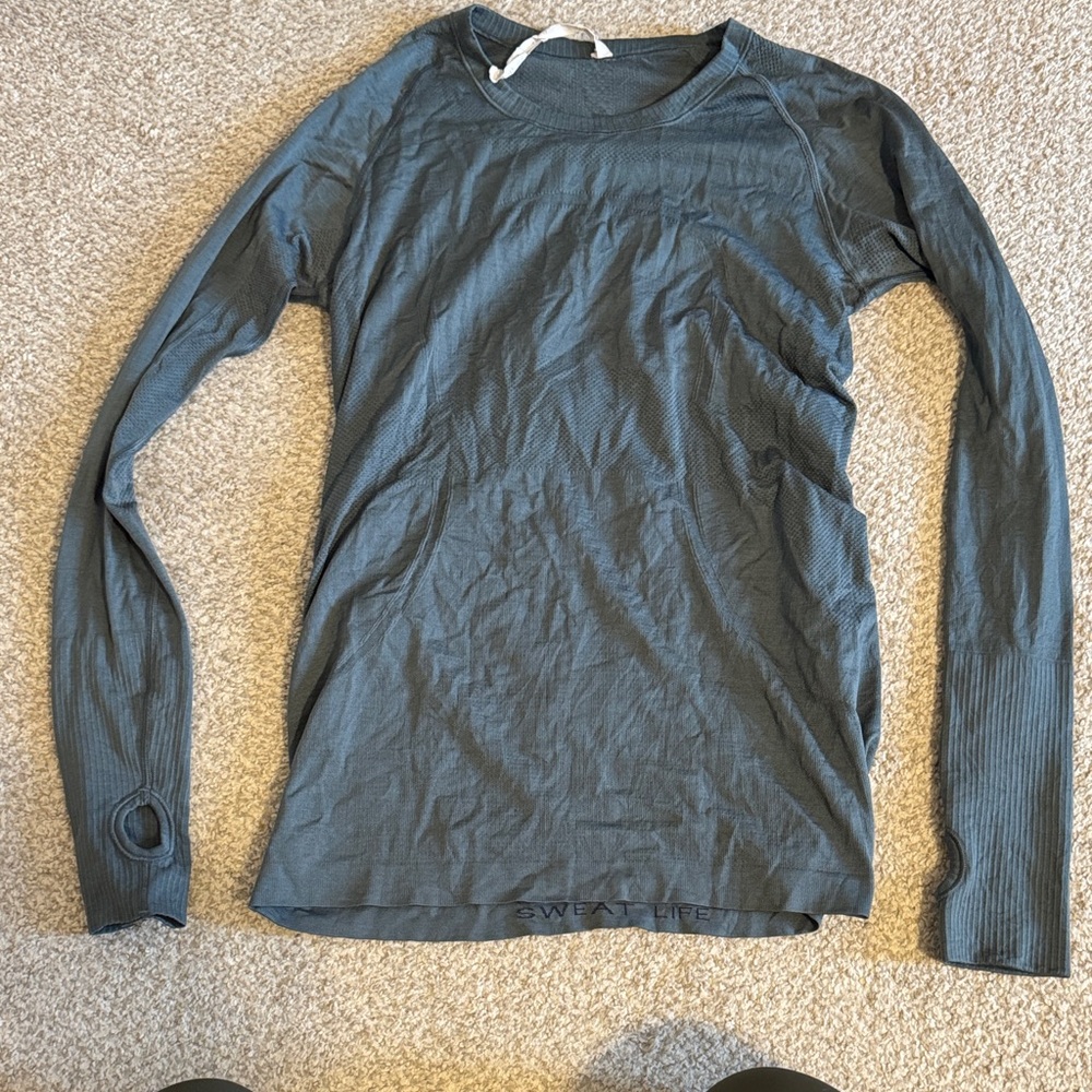 lululemon athletica Long Sleeve Top - Gray